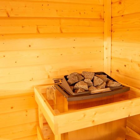 Wellness Mitten In Der Wasserfallstadt Triberg Triberg im Schwarzwald Eksteriør billede