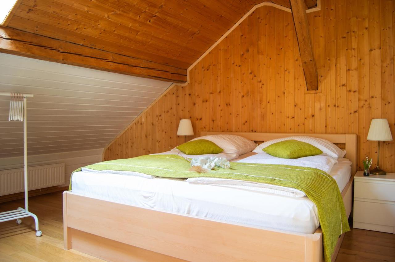 Wellness Mitten In Der Wasserfallstadt Triberg Triberg im Schwarzwald Eksteriør billede