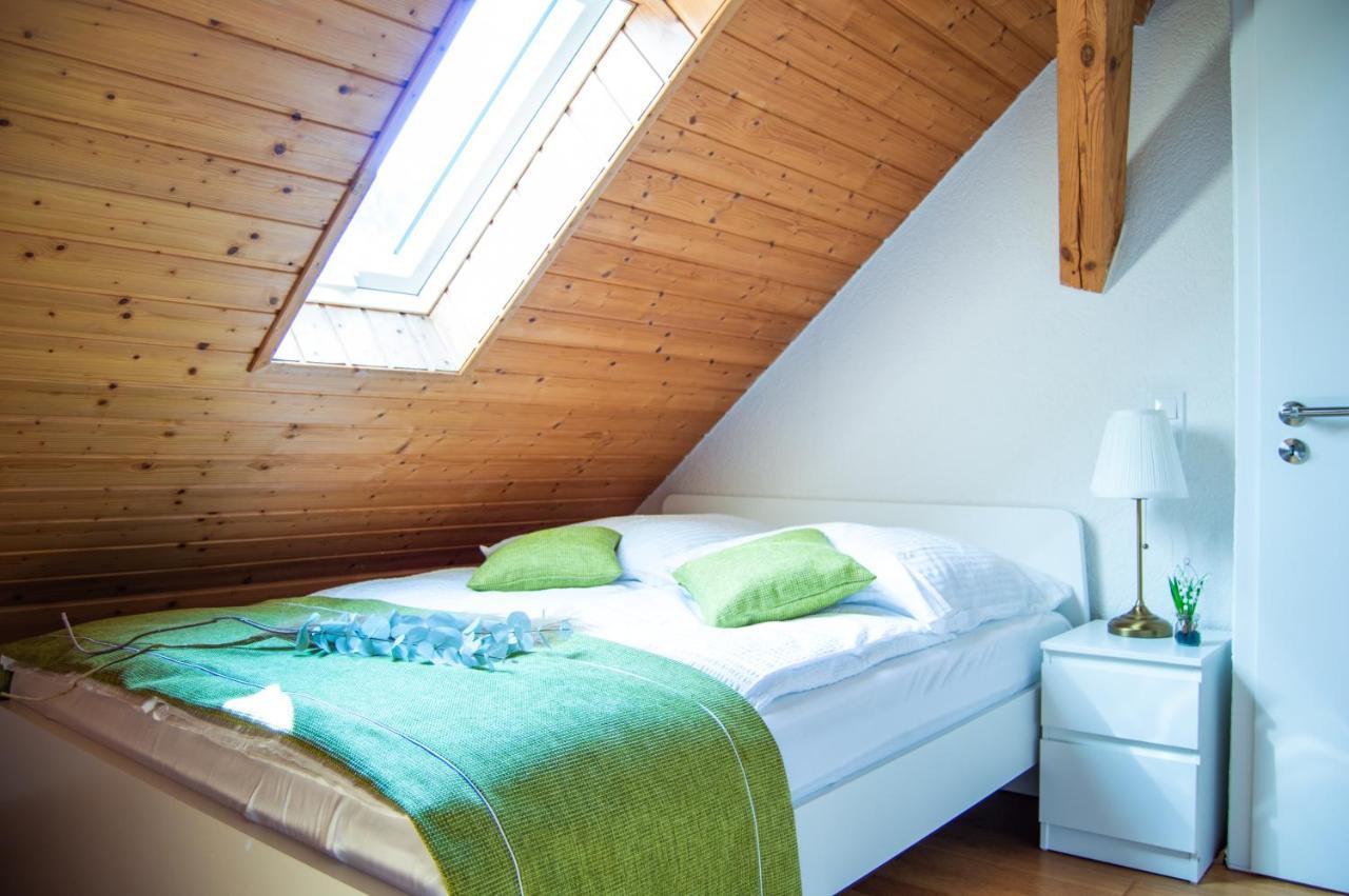 Wellness Mitten In Der Wasserfallstadt Triberg Triberg im Schwarzwald Eksteriør billede