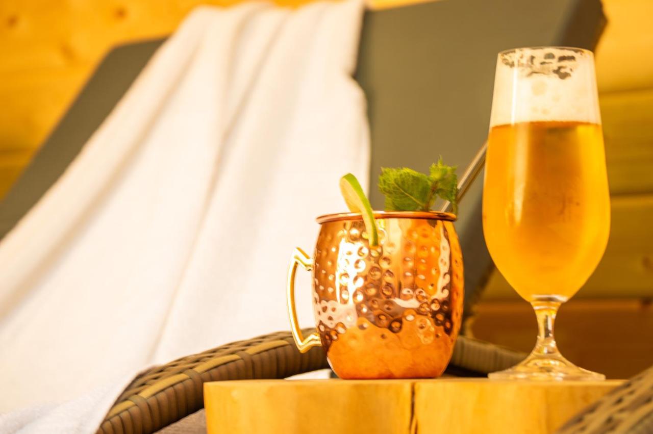 Wellness Mitten In Der Wasserfallstadt Triberg Triberg im Schwarzwald Eksteriør billede